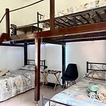 Per 5 Persone Su Scalinata Storica A 9 Minuti A Piedi Dalla Stazione E 12 Dal Centro - Vista Sui Tetti Della Citta - Zona Collinare Residenziale Appartement