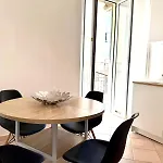Per 5 Persone Su Scalinata Storica A 9 Minuti A Piedi Dalla Stazione E 12 Dal Centro - Vista Sui Tetti Della Citta - Zona Collinare Residenziale *