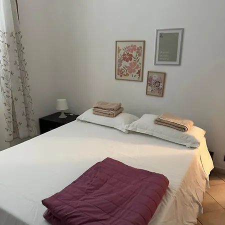Per 5 Persone Su Scalinata Storica A 9 Minuti A Piedi Dalla Stazione E 12 Dal Centro - Vista Sui Tetti Della Citta - Zona Collinare Residenziale Apartment La Spezia